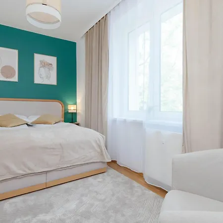 Atmospheric Apartment In A Green Area Pet-Friendly By Noclegi Renters Gdynia